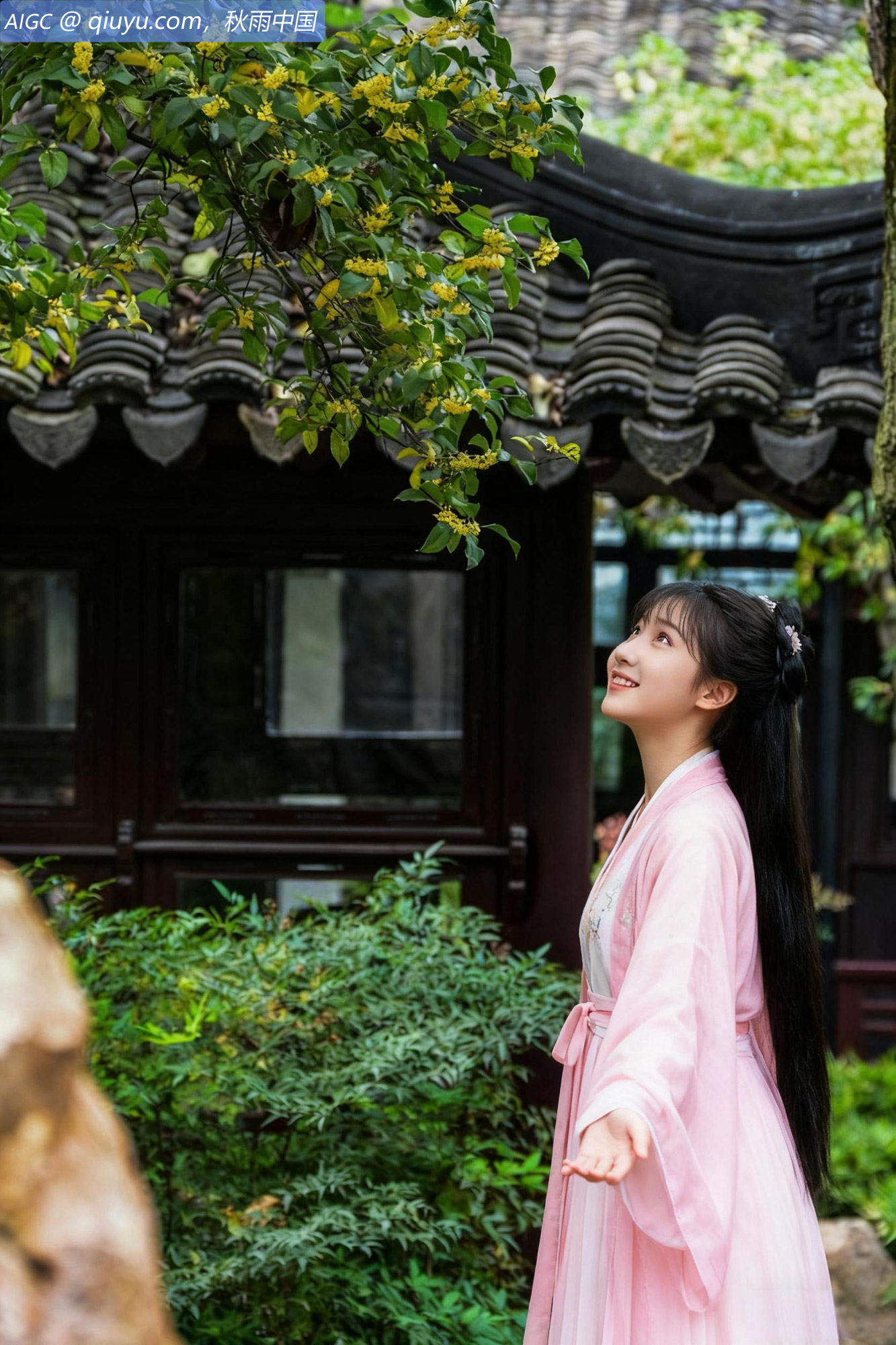 正是江南好风景，落花时节又逢君。